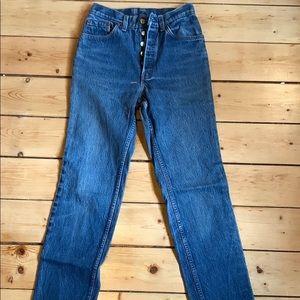 Levi’s straight leg jean